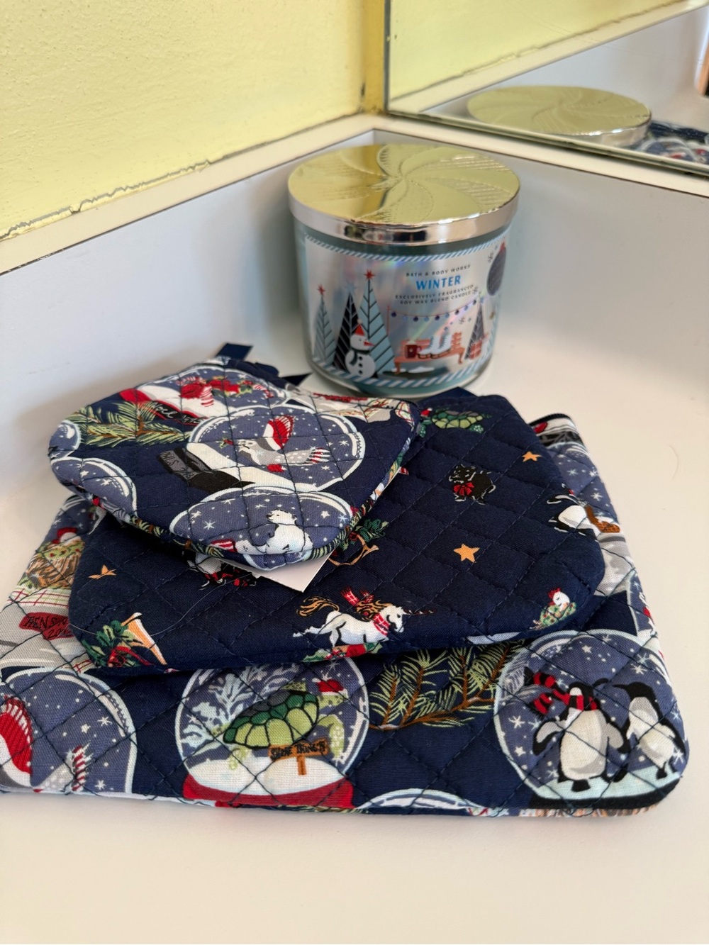 NWT Bath & Body Works Winter candle, set of 3 Vera Bradley cosmetic pouches